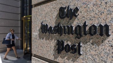 Le Washington Post ne prend pas parti, les lecteurs en colère et Jeff Bezos pointent du doigt